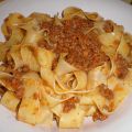 TAGLIATELLE CON SALSA BOLOÑESA