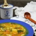 Potaje de alubias blancas con pollo y verduras
