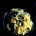 Espaguetis a la rabiata con Gulas