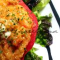 Timbales de pimiento rojo con quinoa y salmorejo