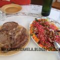 CHULETON A LA PLANCHA CON ENSALADA DE INVIERNO