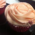 Cupcakes de fresas con buttercream de sirope[...]