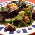 Ensalada de brotes tiernos con salmón ahumado