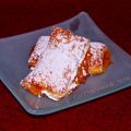 HOJALDRE RELLENO DE MERMELADA DE NÍSPEROS