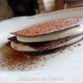 Milhojas de plátano y chocolate con sus[...]