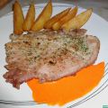 Filetes de cerdo con salsa de piquillos y[...]
