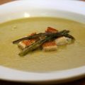 SOPA DE ESPÁRRAGOS, PUERRO Y CEBOLLA