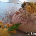 Pavlovas con mango, lima y crema de mascarpone