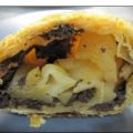 Enrollado de hojaldre de morcilla y manzana