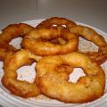 Aritos de manzana rebozados