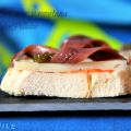 Aperitivo mar y montaña. Queso con Anchoas y[...]