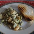 Habas con gambas
