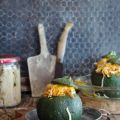 Calabacines rellenos de verduras, atún y huevo