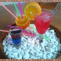 COCTEL GIN DAISY Y CHUPITO FOURTH OF JULY