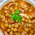 Garbanzos con voladores y langostinos