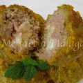 Albóndigas rellenas en salsa de nueces