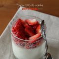 Panna cotta de vainilla con fresas