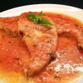EMPERADOR CON SALSA DE TOMATE A LA ALBAHACA