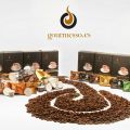 Acompañados de un buen café.