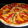 Pizza de Pimientos Tricolor con Salchichas