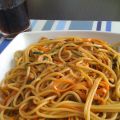 Espagueti con espagueti de verduras