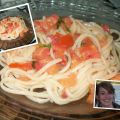 Tallarines con tomate y albahaca