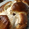 TRENZA DE BRIOCHE CON PASAS