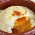 Huevos saturados de bechamel