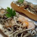 TOSTAS DE GULA CON GAMBAS Y ALI OLI