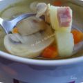 Sopa de patatas y champiñones o 