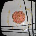 tartar de salmón con aliño de cítricos y mostaza