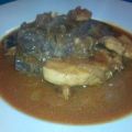 Pollo e hígado de ternera encebollados