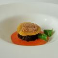 Morcilla con salsa al piquillo y manzana[...]