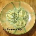 Pasta fresca rellena con salsa (RAVIOLIS[...]