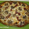 Pizza de jamón y champiñones - masa de brócoli[...]