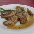 Foie con alcachofas, espárragos trigueros y[...]