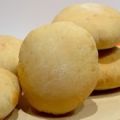 HAMBURGUESAS DE TERNERA CON PATATAS FRITAS.
