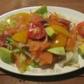 ENSALADA DE AHUMADOS, AGUACATE Y MANGO