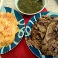 Cordero asado con puré de verduras y salsa de[...]