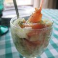Falso tartar de salmón y langostinos
