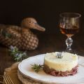 Pastel de confit de pato, cebolla y puré de[...]