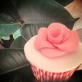 Cupcakes de natillas y buttercream de canela