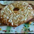 Rosca de almendras para celebrar la Pascua.