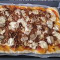Pizza casera de carne picada