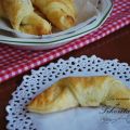 Croissant con crema de chocolate