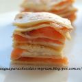 MILHOJAS DE CREPS QUESO Y SALMON