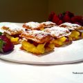 HOJALDRE CON FRESAS Y LEMOND CURD