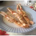 Cigalas con vino blanco al horno