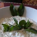 TZATZIKI:SALSA GRIEGA DE YOGURT Y PEPINO