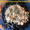 Pasta negra con frutos del mar